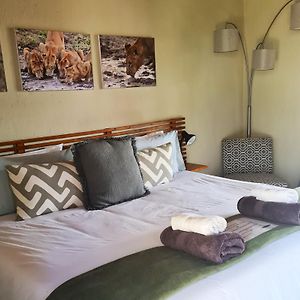 Camera con letto king size